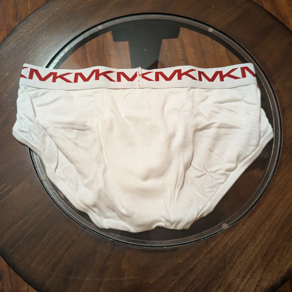 Michael Kors White Briefs with Red Logo Band - Picture 2 of 4